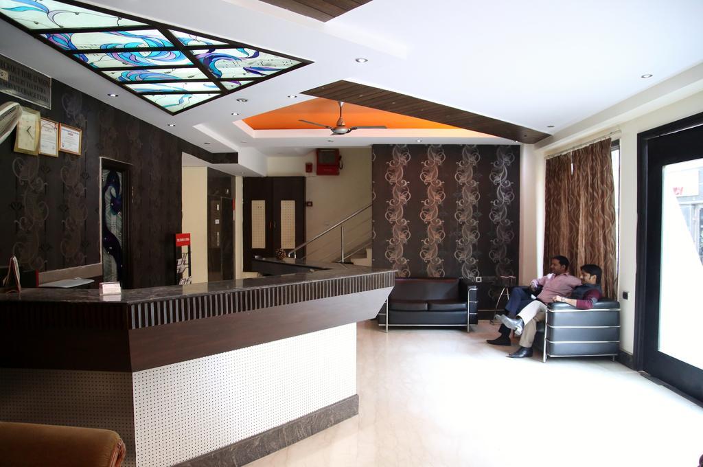 Hotel Mandakini Palace Delhi Zewnętrze zdjęcie
