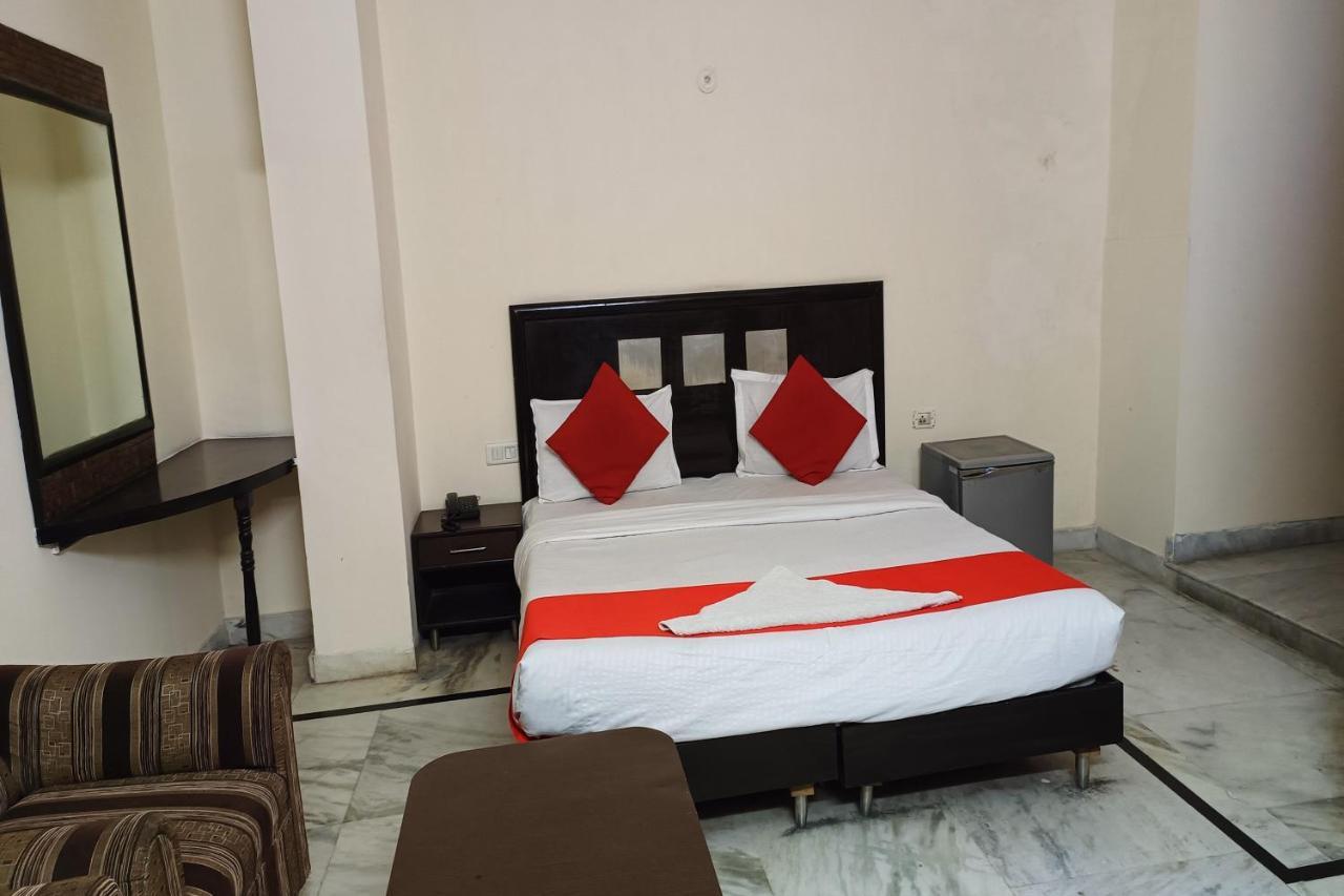 Hotel Mandakini Palace Delhi Zewnętrze zdjęcie